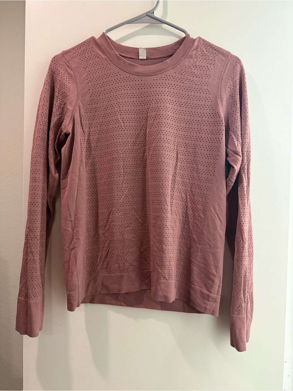 lululemon athletica Long Sleeve Perforated Crewneck in Mauve